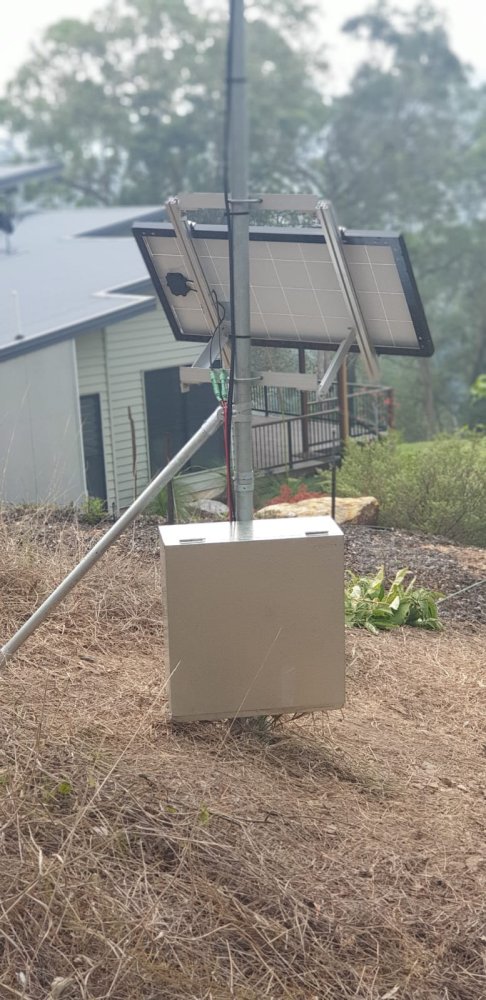 Standalone Solar panel for air-gap Wi-Fi