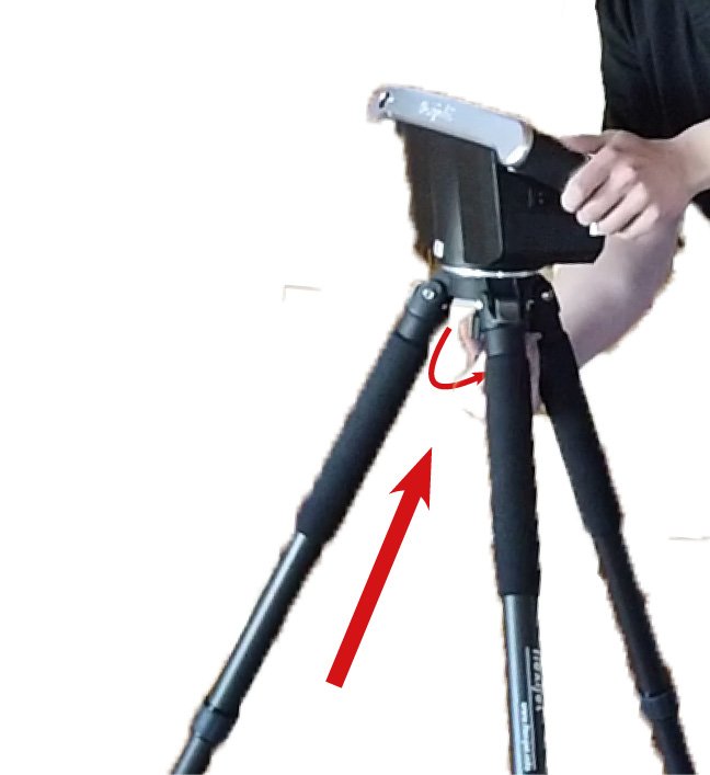 Flexijet being screwed onto Tripod