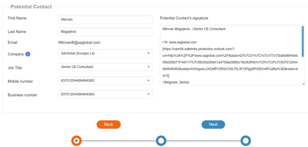 Contact app - screen 1